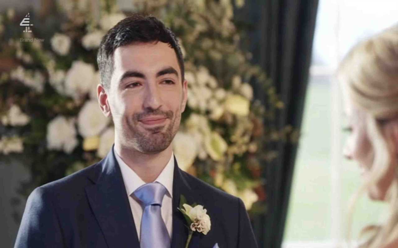 Married At First Sight Star Thomas Reveals Surprising Friendship with British Sitcom Star