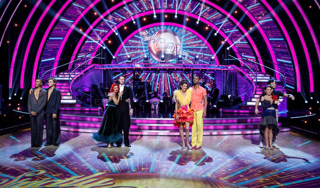 Strictly Come Dancing fans outraged as fan favourite couple miss out on grand final