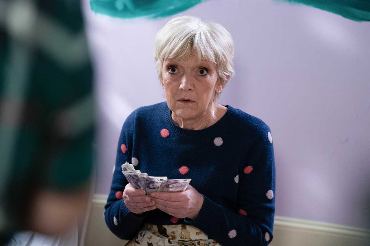 EastEnders star Gillian Wright celebrates 1,000th episode milestone