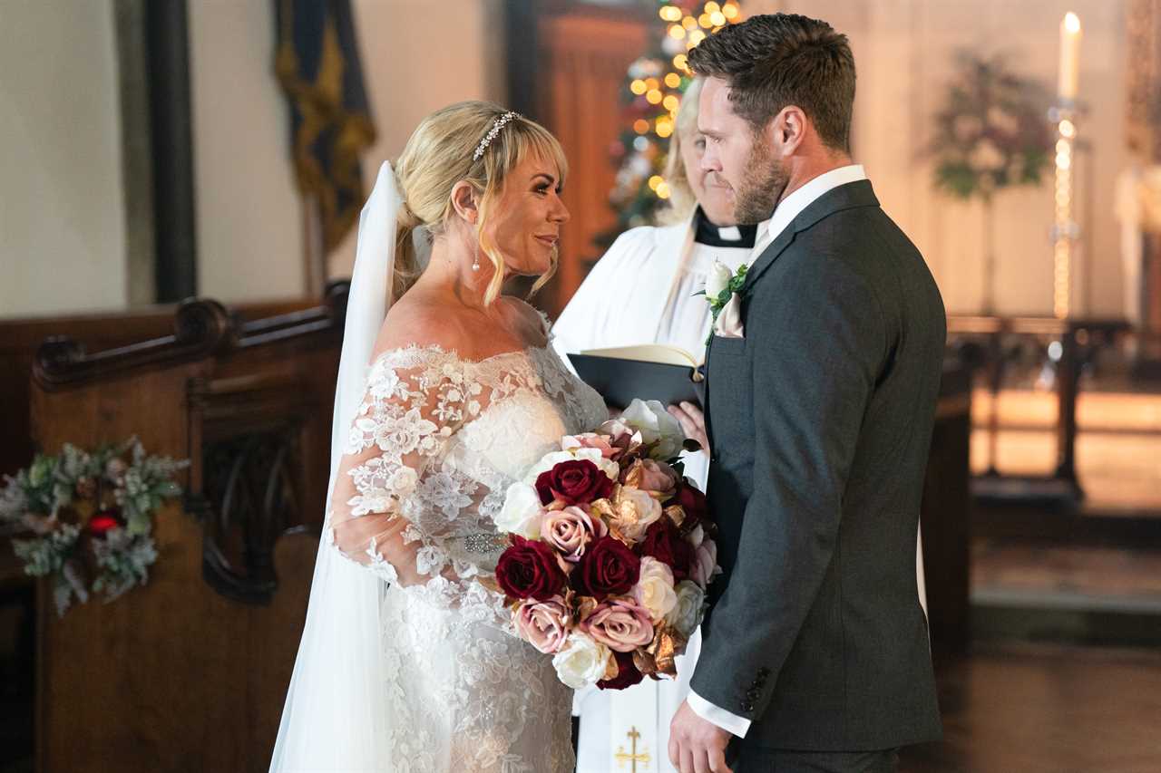 Phil Mitchell crashes Sharon Watts' wedding in dramatic EastEnders Christmas