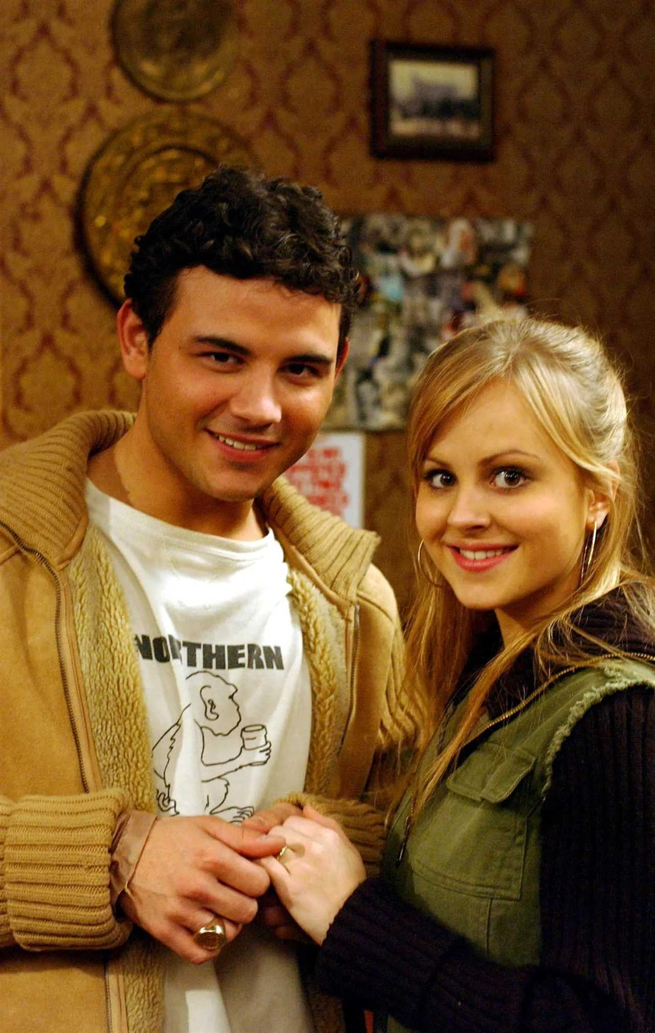 Ryan Thomas reunites with former Coronation Street co-stars amid family feud