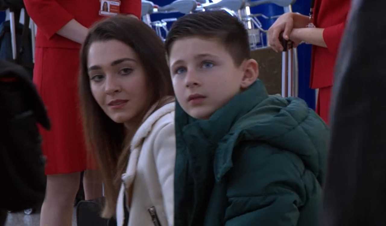 EastEnders fans shocked by unannounced recast in explosive New Year's Day episode