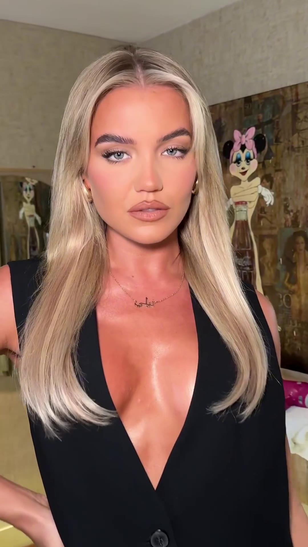 Love Island's Molly Smith drops huge clue she misses ex Callum Jones