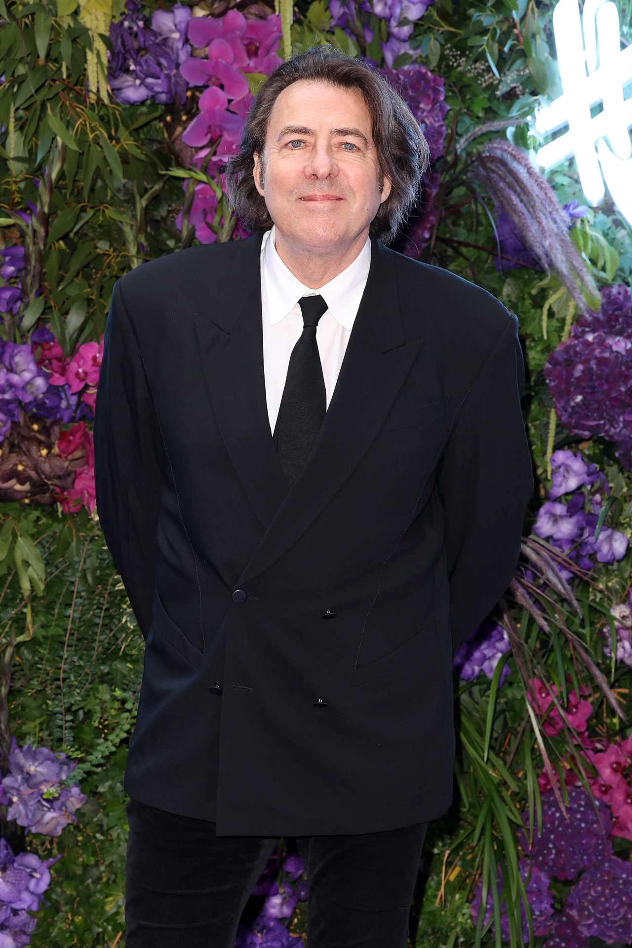 Jonathan Ross faces backlash for divisive Oscars coverage on ITV