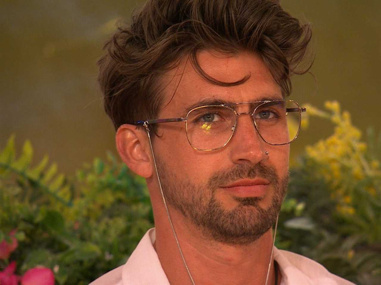 Love Island Star Chris Taylor branded 'a walking red flag' after reigniting villa feud