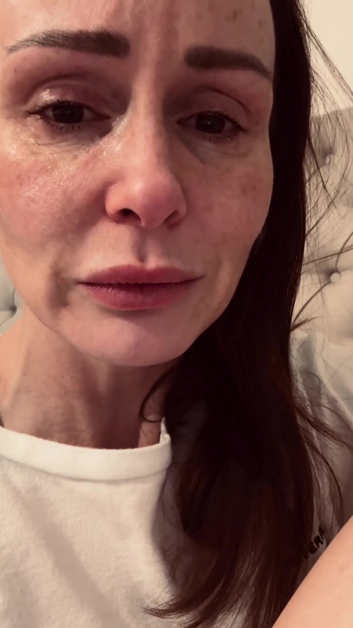 Chanelle Hayes Breaks Down in Tears in Emotional Video About Social Media Break