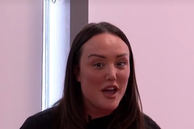 Charlotte Crosby opens up about wanting to apologize to former friend Vicky Pattison