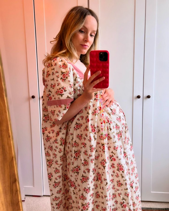Sophie Rundle flaunts baby bump after announcing second pregnancy
