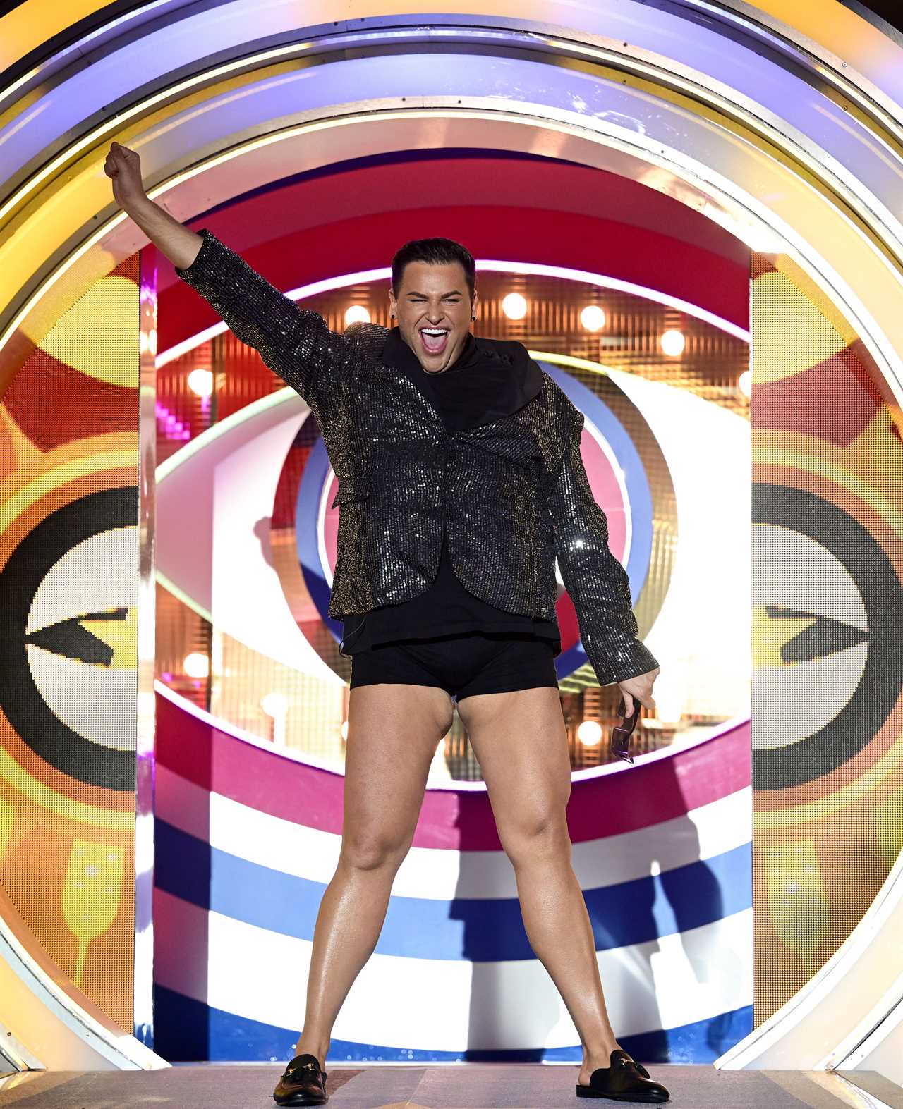 Celebrity Big Brother winner David Potts reveals who made it to the WhatsApp chat