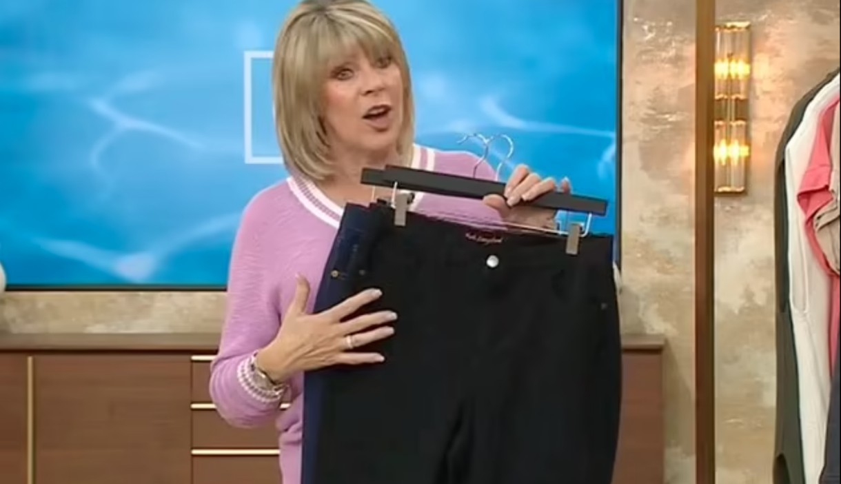 Ruth Langsford still wears wedding ring on QVC after split from Eamonn Holmes