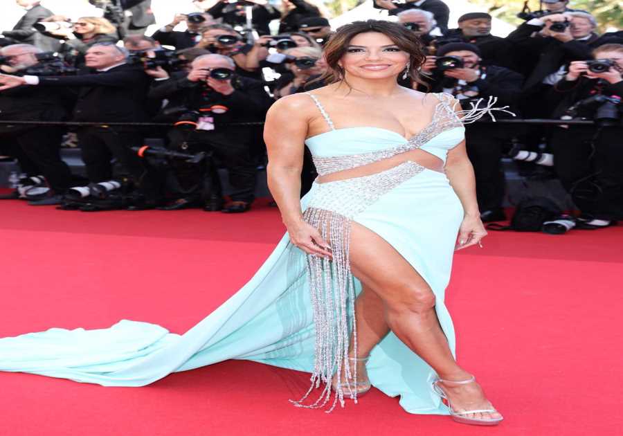 Eva Longoria Stuns in Mint Green Gown at Cannes Red Carpet