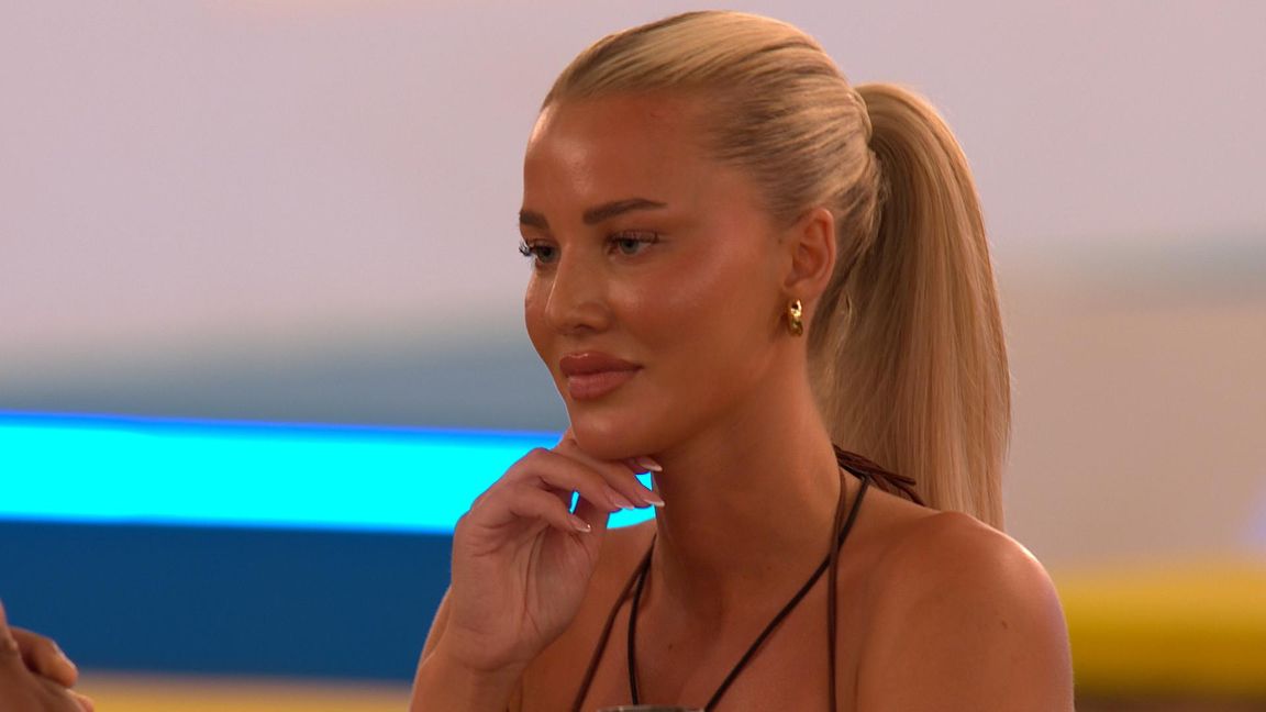 Love Island fans shocked by Grace's 'real age' revelation on date with new bombshell