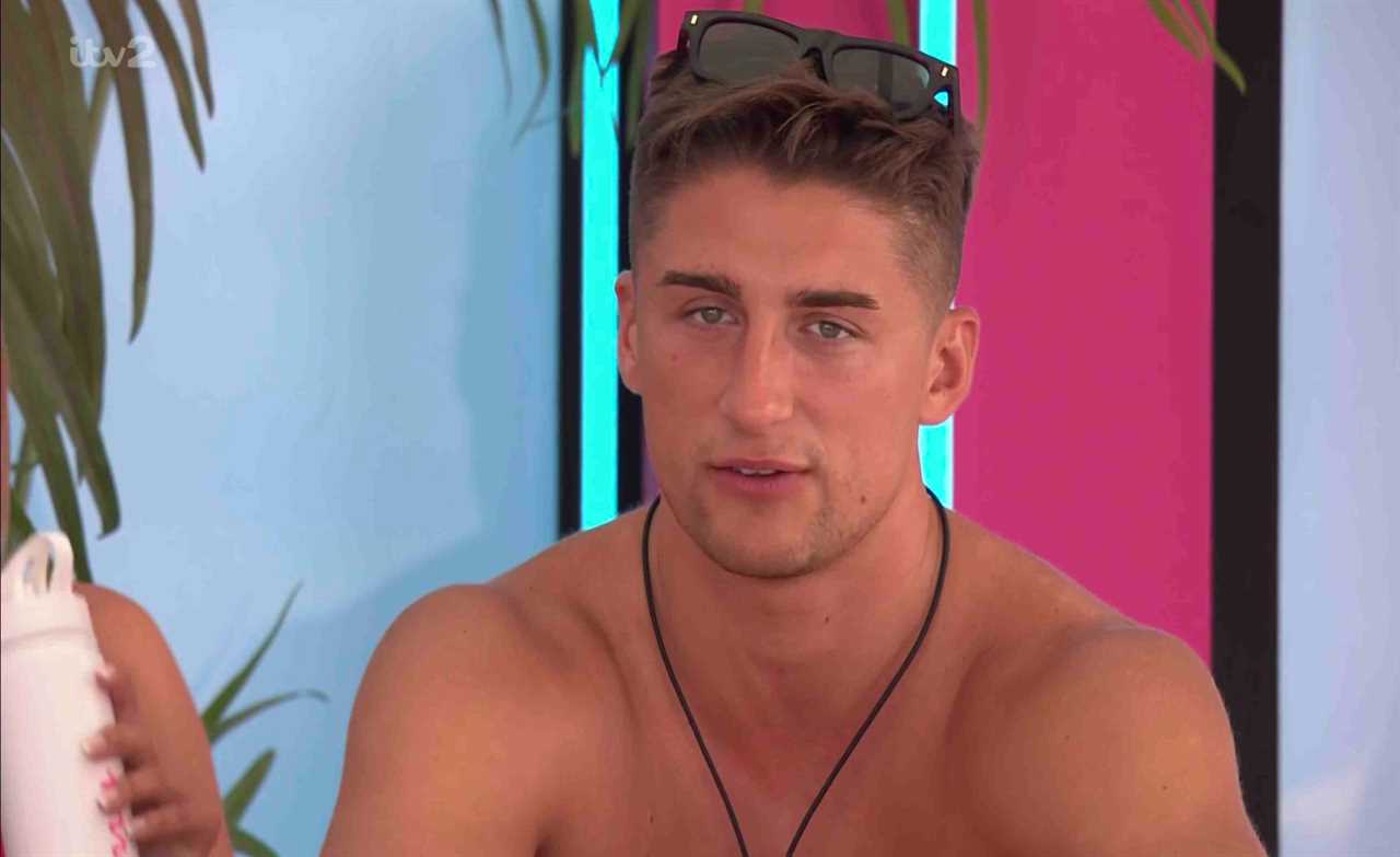 Love Island Fans Call for Immediate Removal of Contestant After 'Cringe' Scene