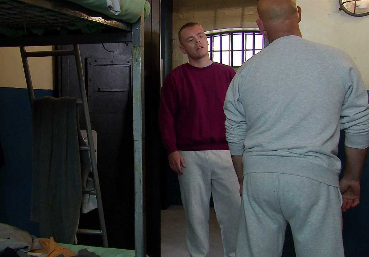 Matty Barton's Prison Experience Takes a Disturbing Turn in Emmerdale