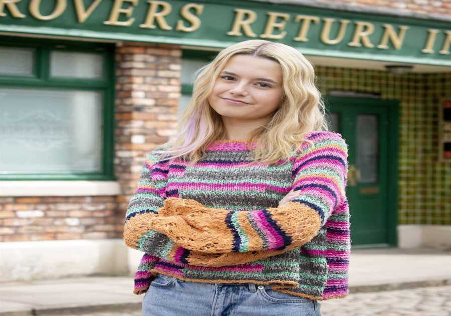 Corrie newcomer's journey from Tesco to the cobbles