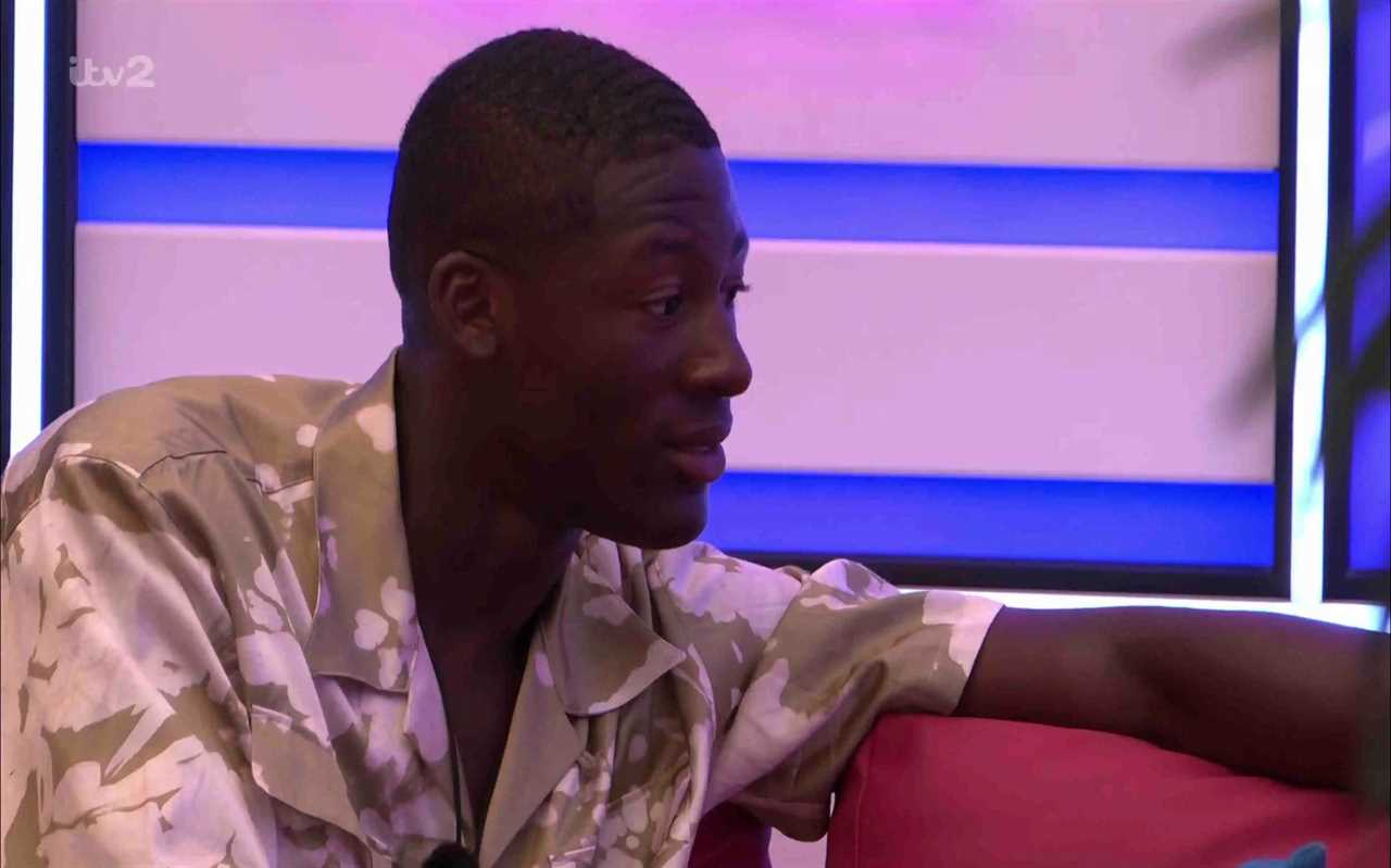 Love Island fans speculate on Ayo's motives for romantic gesture towards Jessica