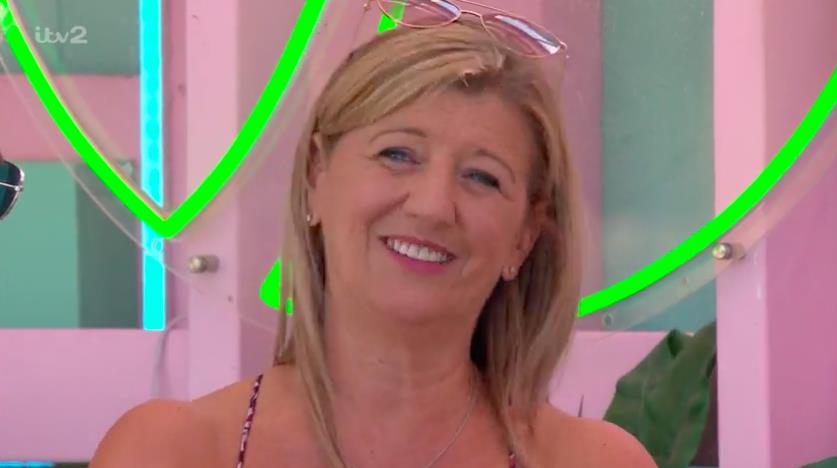 Love Island Fans Convinced Jessy's Mum Dislikes Joey Essex