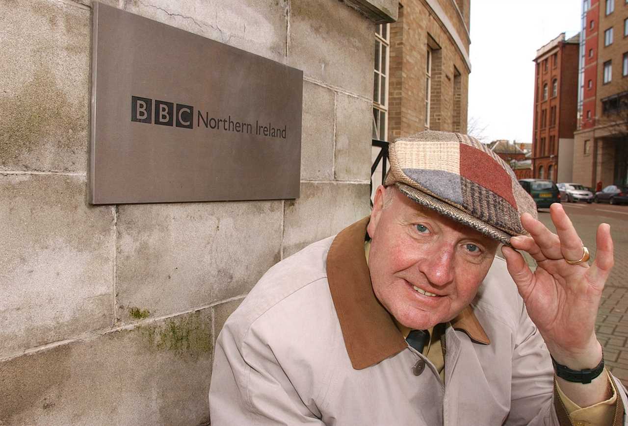 Tributes pour in for BBC broadcaster John Bennett