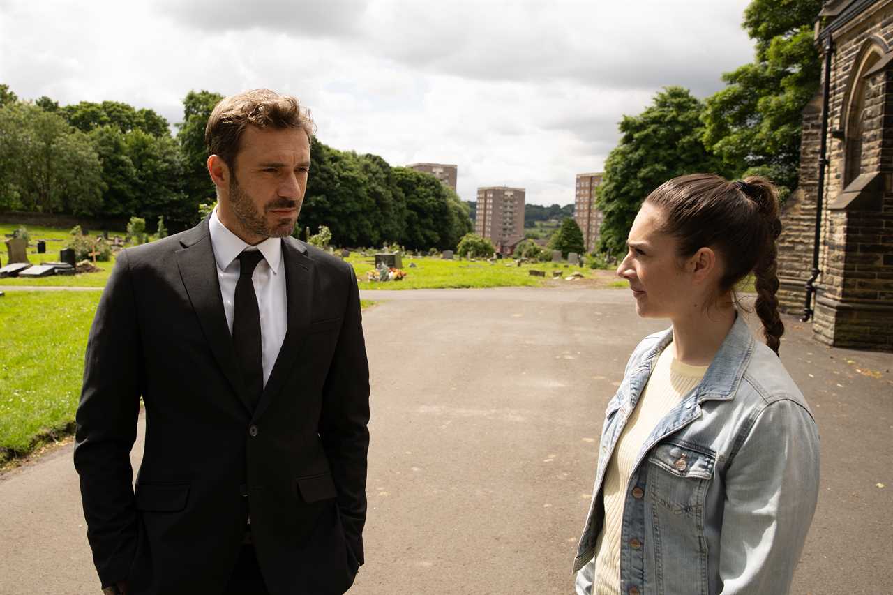 Emmerdale welcomes Coronation Street star Oliver Farnworth as a long-lost Sugden