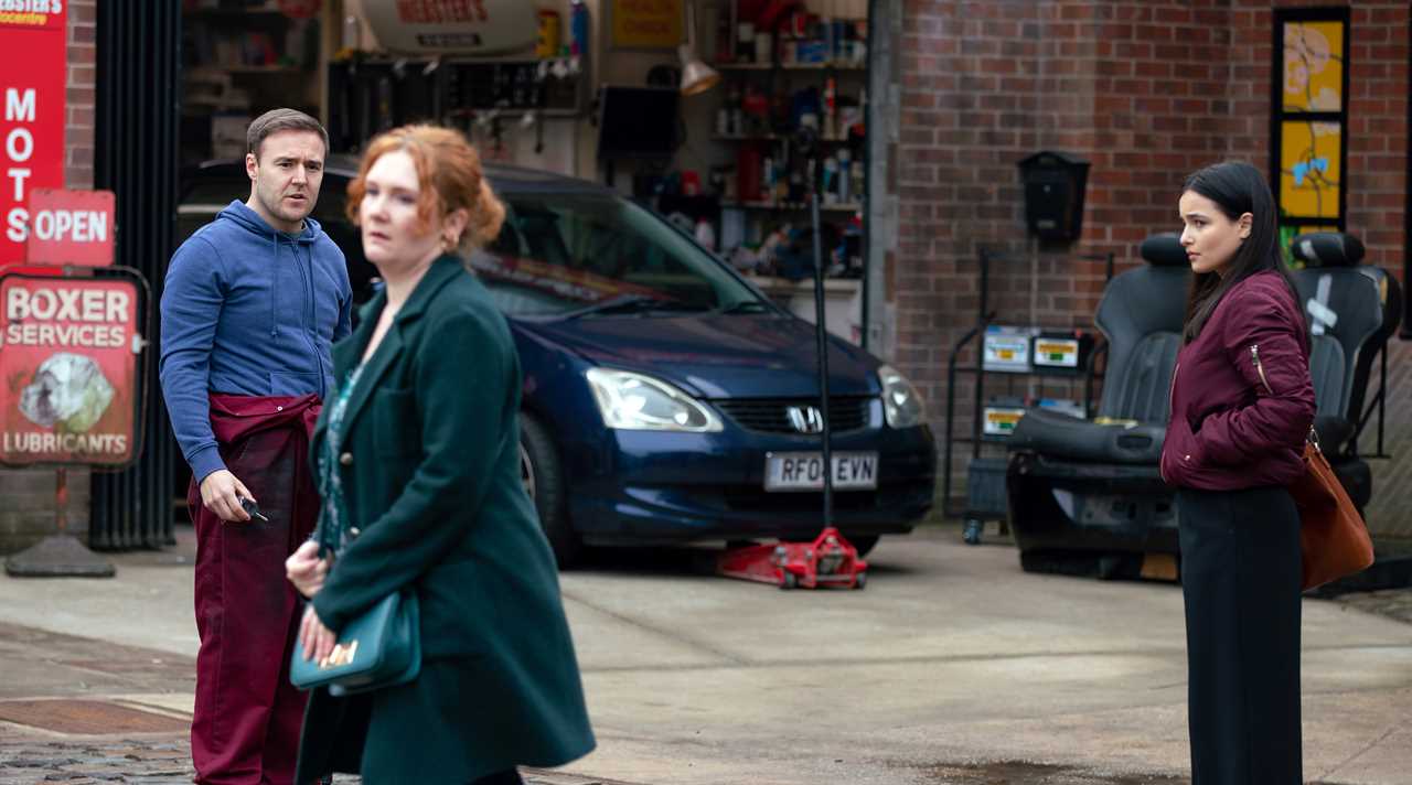 Coronation Street Spoilers: Fiz Stape's Shock Encounter with Tyrone's Ex