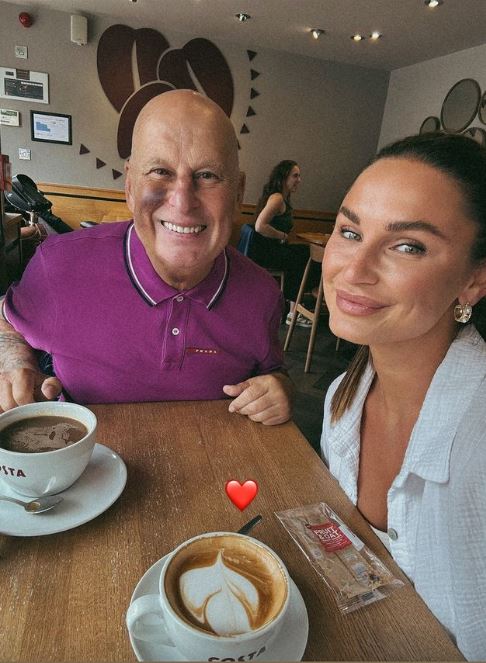 Samantha Faiers reveals step-dad in rehab for alcoholism