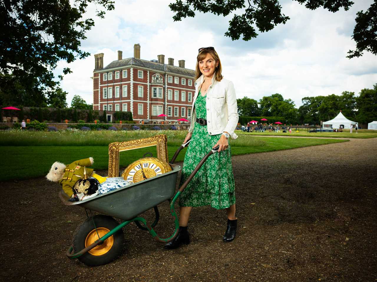 Antiques Roadshow Shifts to BBC Two Amid Olympics Coverage Dominance