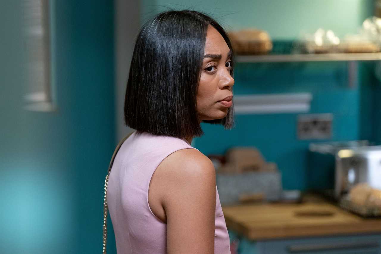 Chelsea Fox forced to leave home as unlikely resident moves in on EastEnders