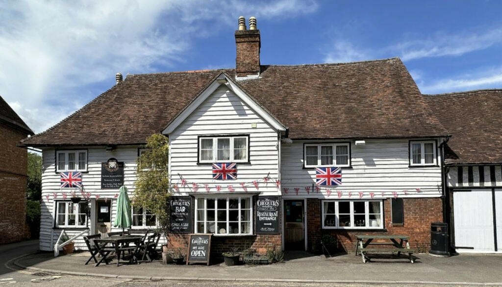 Bake Off Star Paul Hollywood Criticizes 'Vindictive Locals' in Pub Transformation Dispute