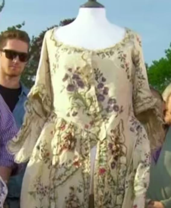 Antiques Roadshow Guest Shocked by Valuation of Rare Gown