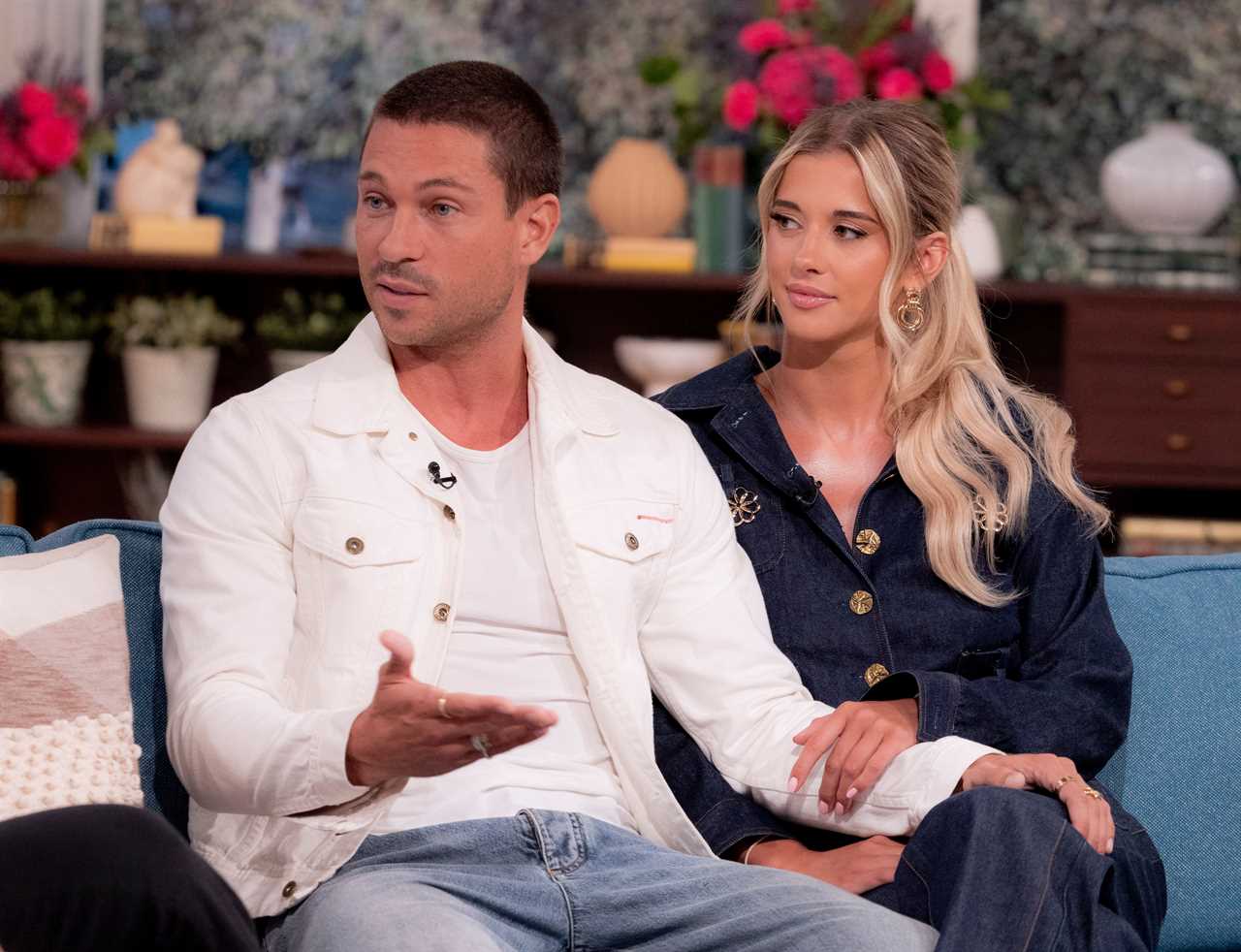 Love Island Fans Suspect Couple of Secret Split and 'Showmance' for Fame