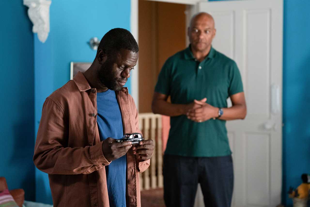 George Knight confronts Elaine Peacock over treatment of brother Kojo in EastEnders