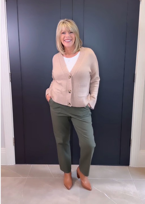 Ruth Langsford shines as she models new clothes range post Eamonn Holmes split