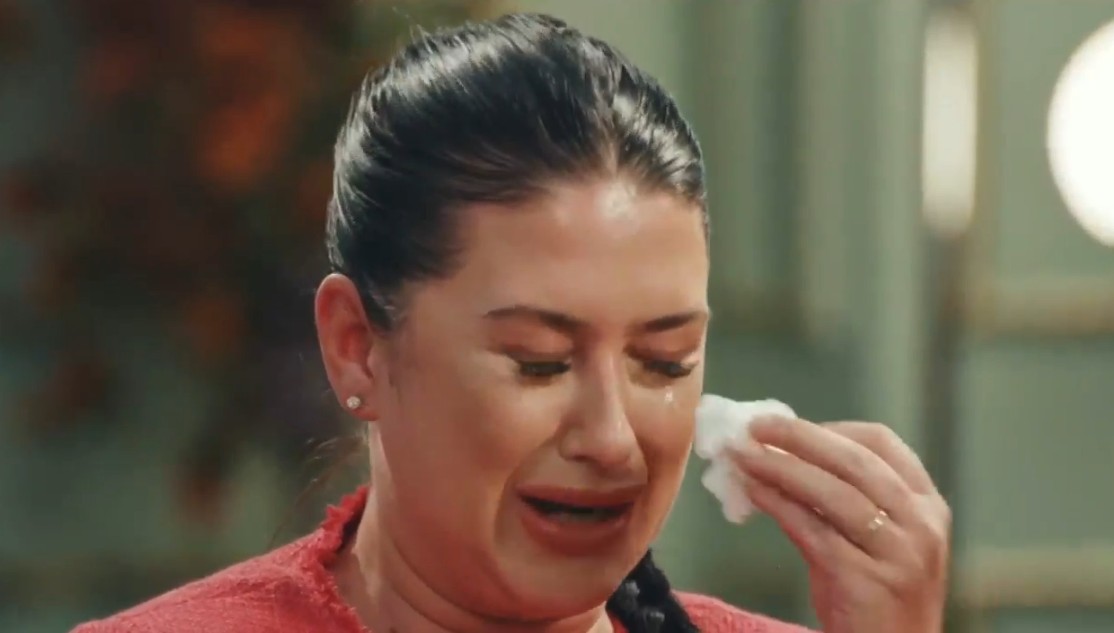 MAFS UK: Alex savagely insults bride Holly, leaving her in tears