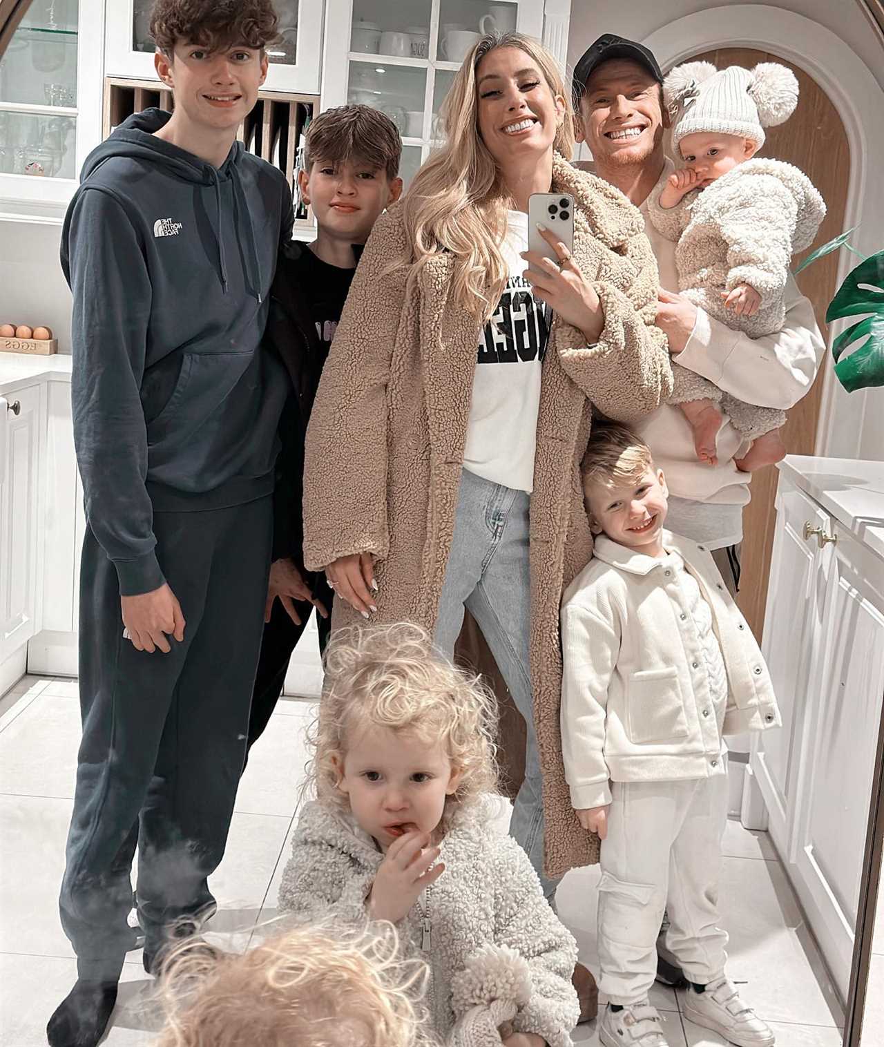 Stacey Solomon Secures Reality Show for Her Family