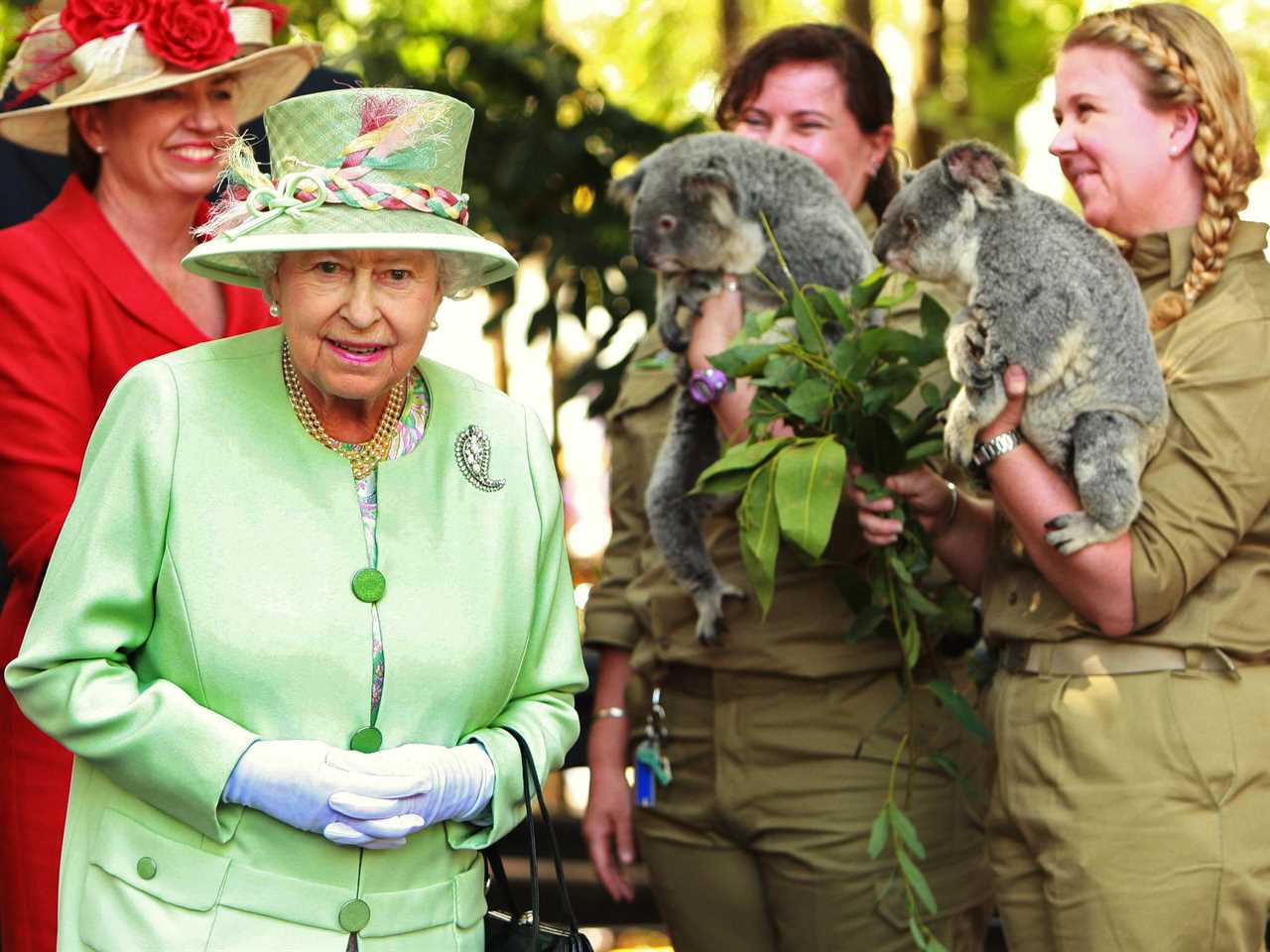 Queen Elizabeth compared to Taylor Swift during Australia visit