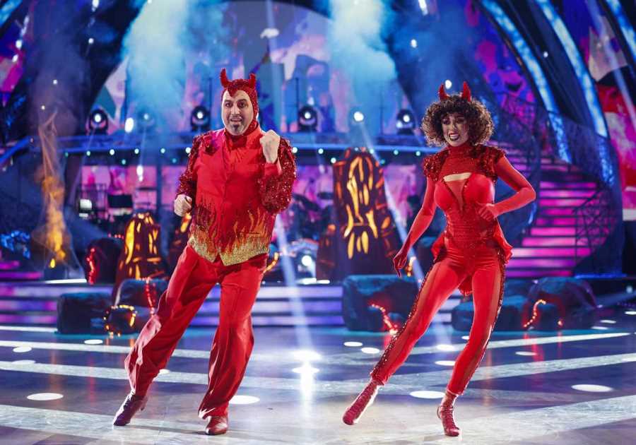 Strictly fans slam judges for 'overmarking' Wynne Evans and Katya Jones