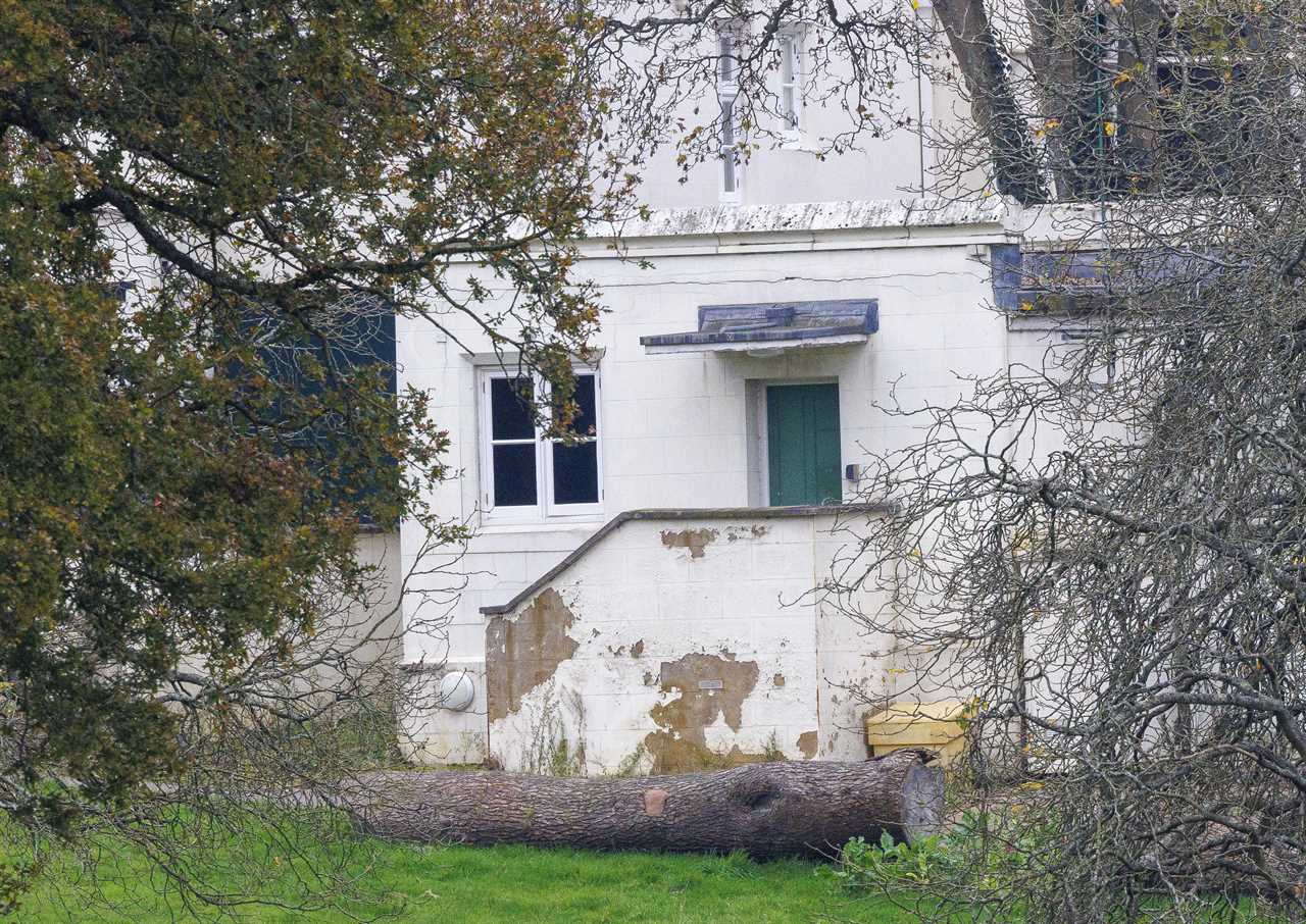 Prince Andrew's Royal Lodge in Disrepair Amid Financial Woes