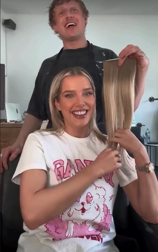 Helen Flanagan debuts new hair extensions in 20-minute transformation