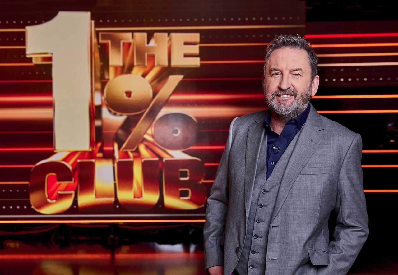 Lee Mack to Return to ITV with New Series of The 1% Club