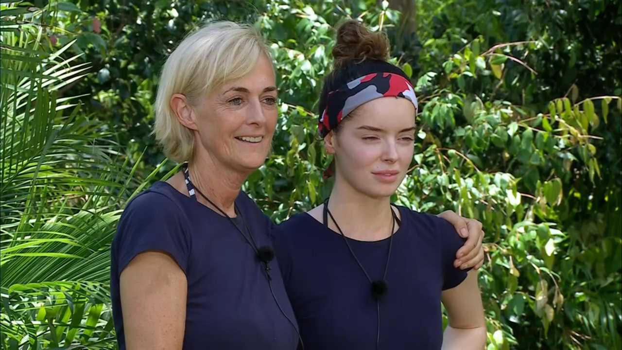 Brave I’m A Celebrity Star Jane Moore Praised by Ant and Dec after Dramatic Underwater Bushtucker Trial