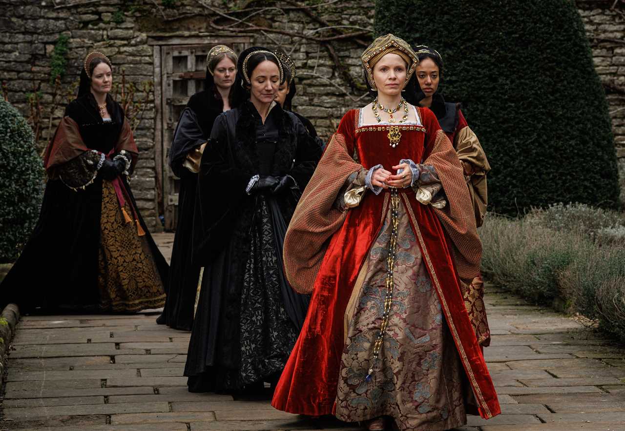 Wolf Hall’s Kate Phillips Opens Up About Postpartum Experience