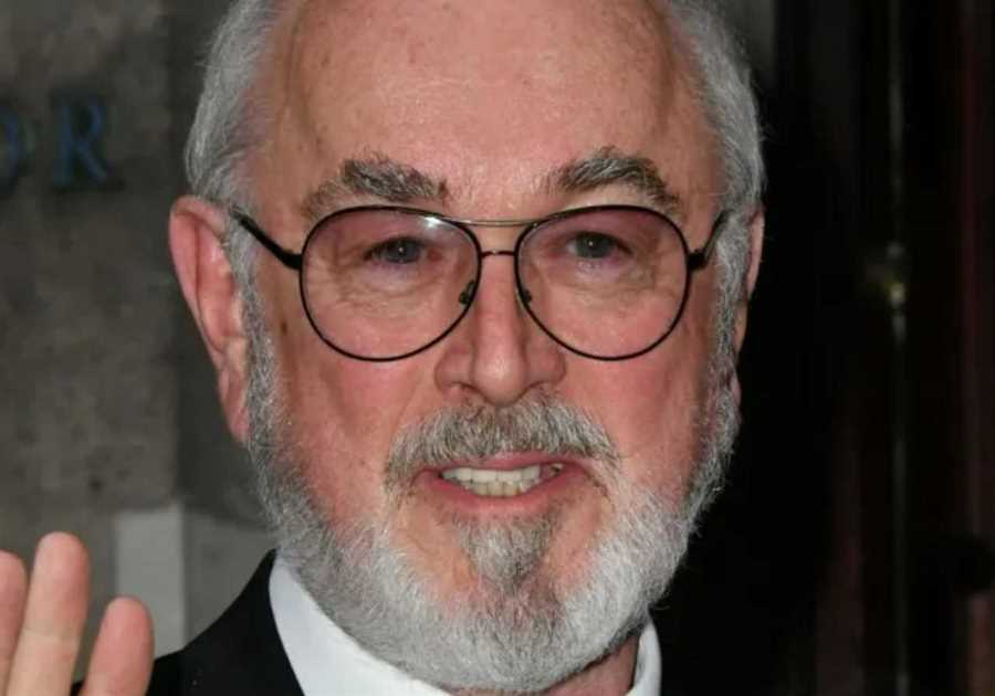 Peter Egan breaks silence as Channel 4 plans to revive 'A Woman of Substance'