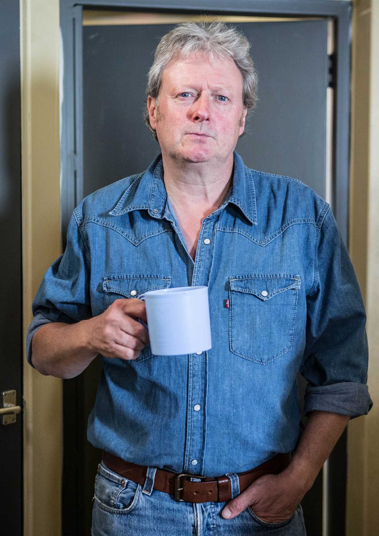 Coronation Street Star Charlie Lawson Reveals Financial Struggles and BBC Controversy