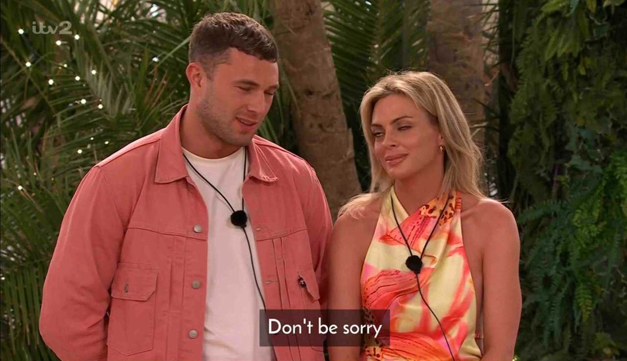 Love Island shock recoupling: Danielle steals Curtis in bold move