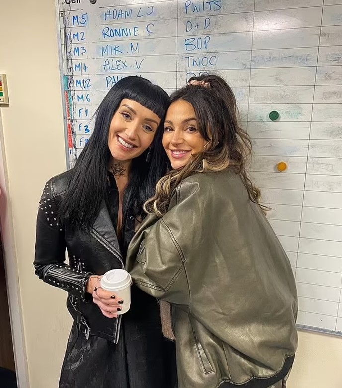 Catherine Tyldesley Looks Unrecognisable as She Reunites with Michelle Keegan on Brassic Set