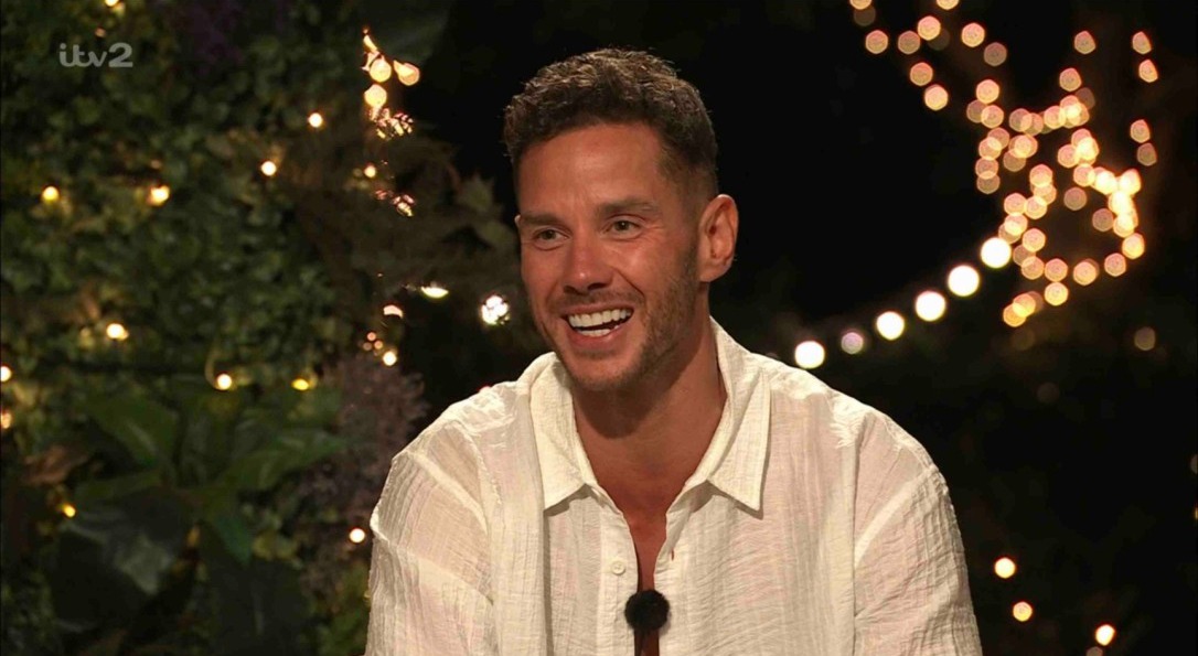 Tina Stinnes reveals Scott Thomas' sweet promise before quitting Love Island All Stars