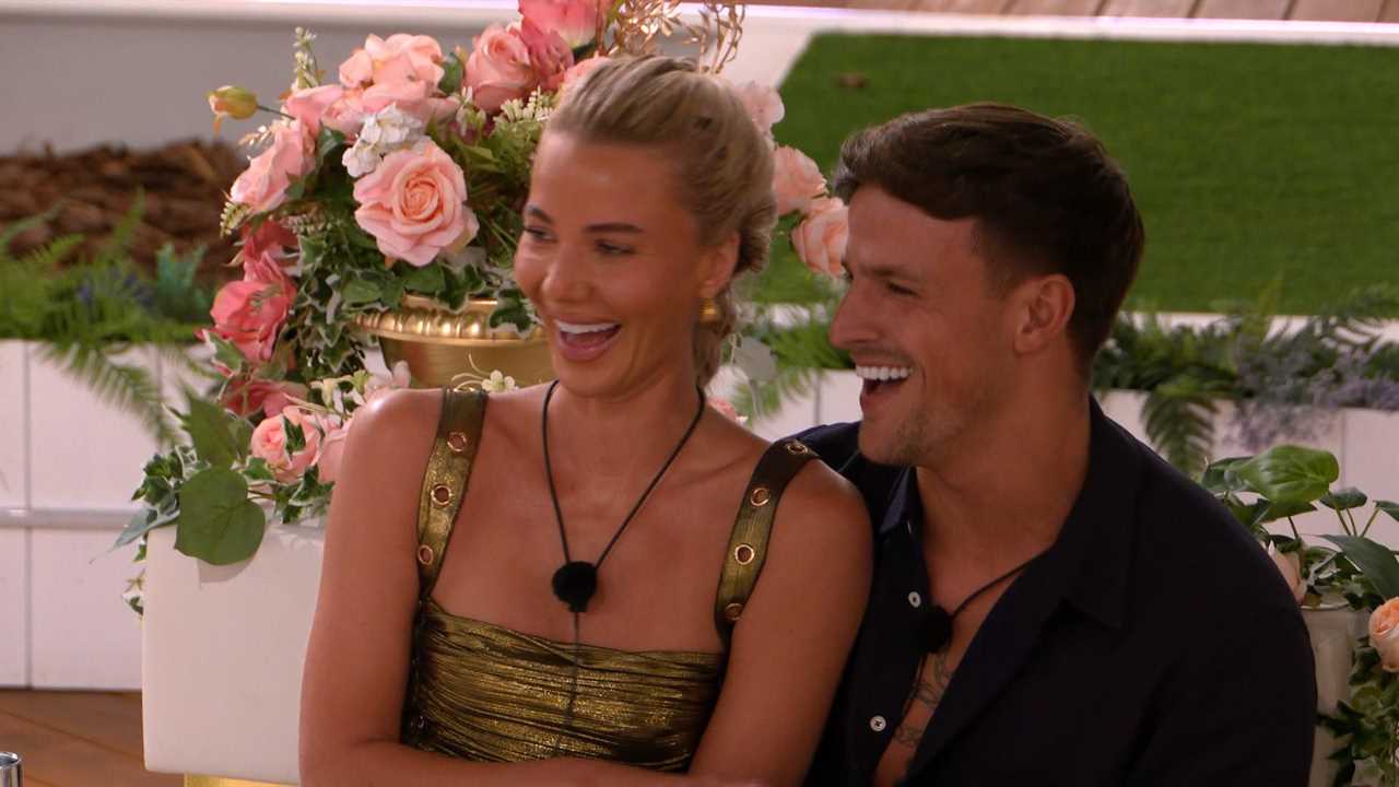 Love Island fans question Luca and Grace's motives after bizarre label reveal