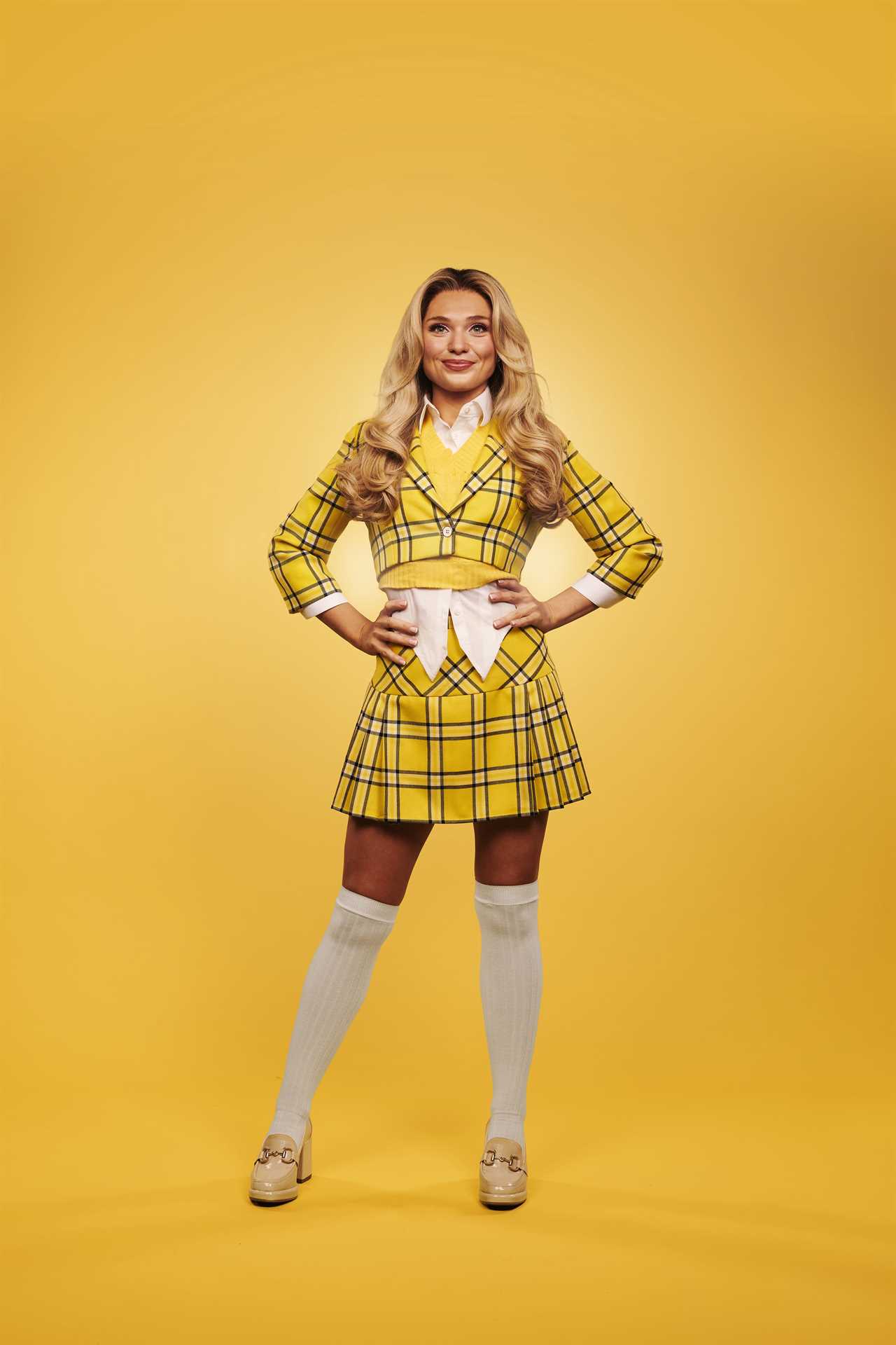 First Look at Clueless Musical: Lead Star Rocks Alicia Silverstone’s Original Outfit 30 Years Later