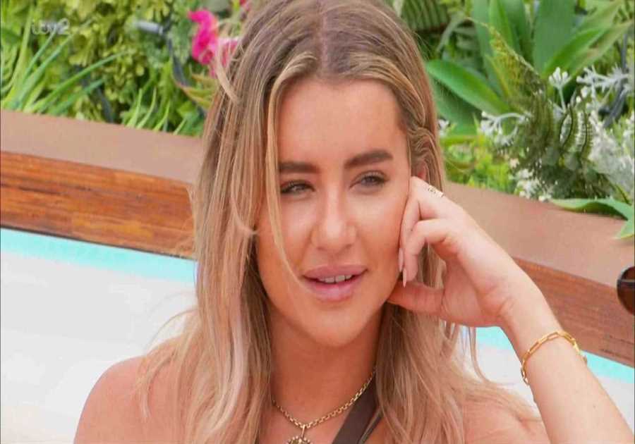 Love Island: Tina Unaware of Scott's Departure, Fans Express Sympathy