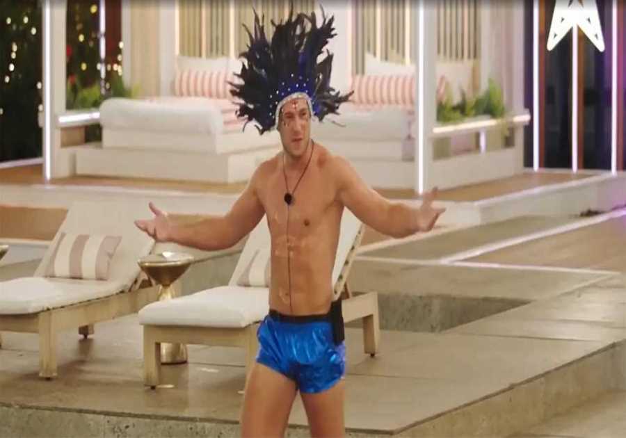 Love Island: Curtis Pritchard channels King Julien in iconic Heart Rate challenge return